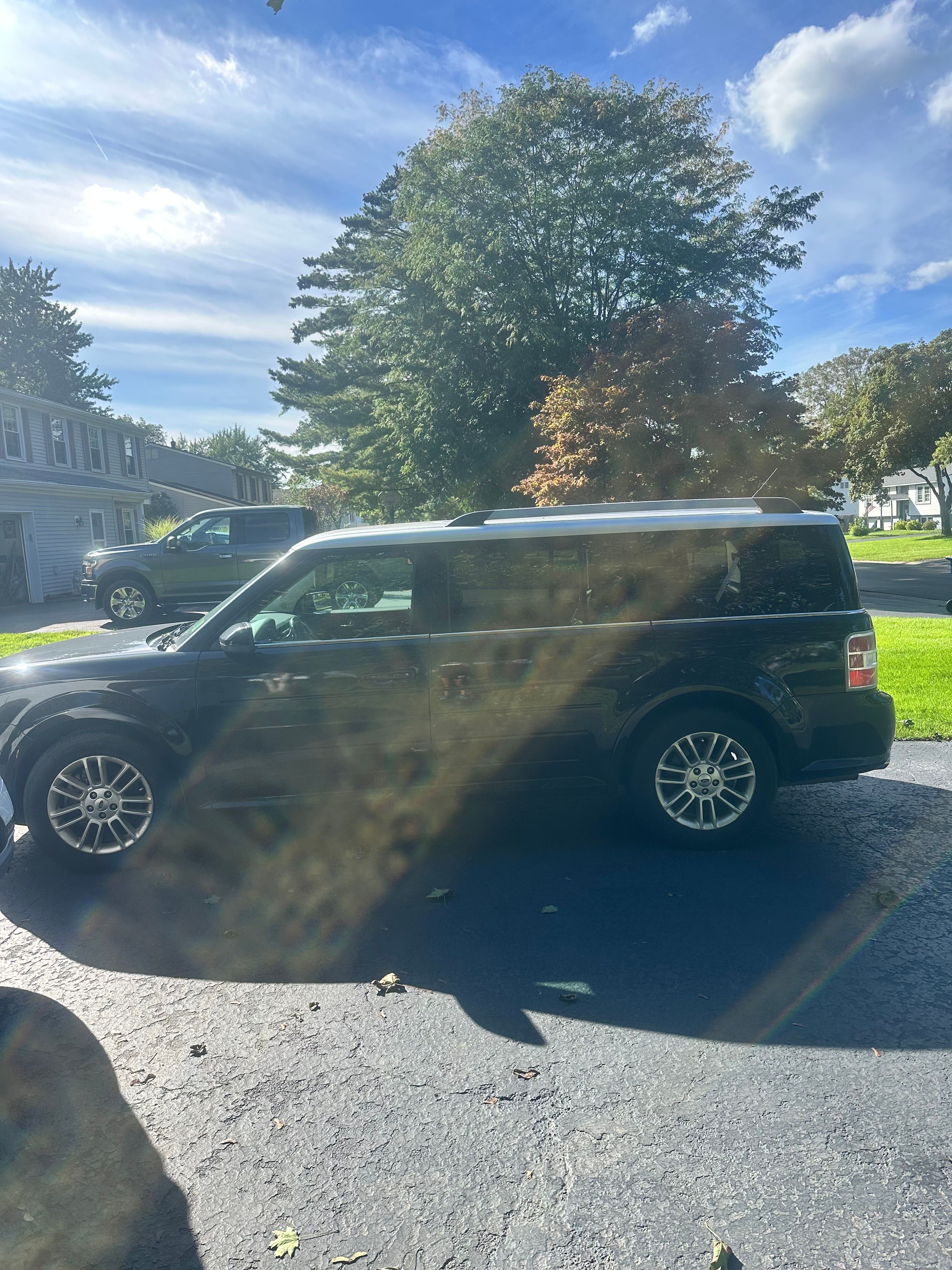 Used 2014 Ford Flex SEL w/ Equipment Group 202A FWD image 11