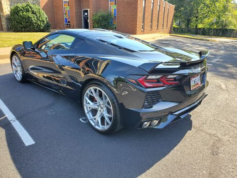 Used 2022 Chevrolet Corvette Stingray Preferred Cpe w/ Z51 Performance Package image 4