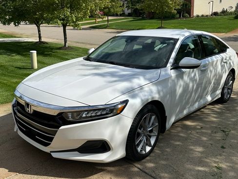 Used 2021 Honda Accord LX image 4