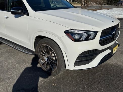 Used 2023 Mercedes-Benz GLE 450 450 4MATIC Sport Utility 4D image 5