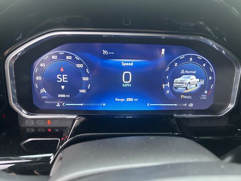 Used 2026 Chevrolet Silverado 1500 LT image 8