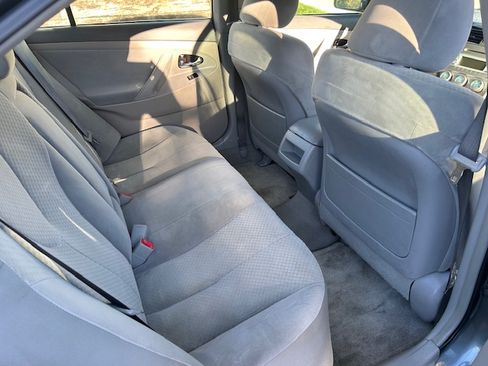 Used 2009 Toyota Camry LE image 24