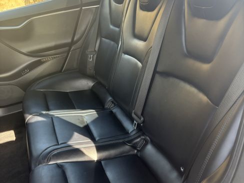 Used 2018 Tesla Model S 100D image 12