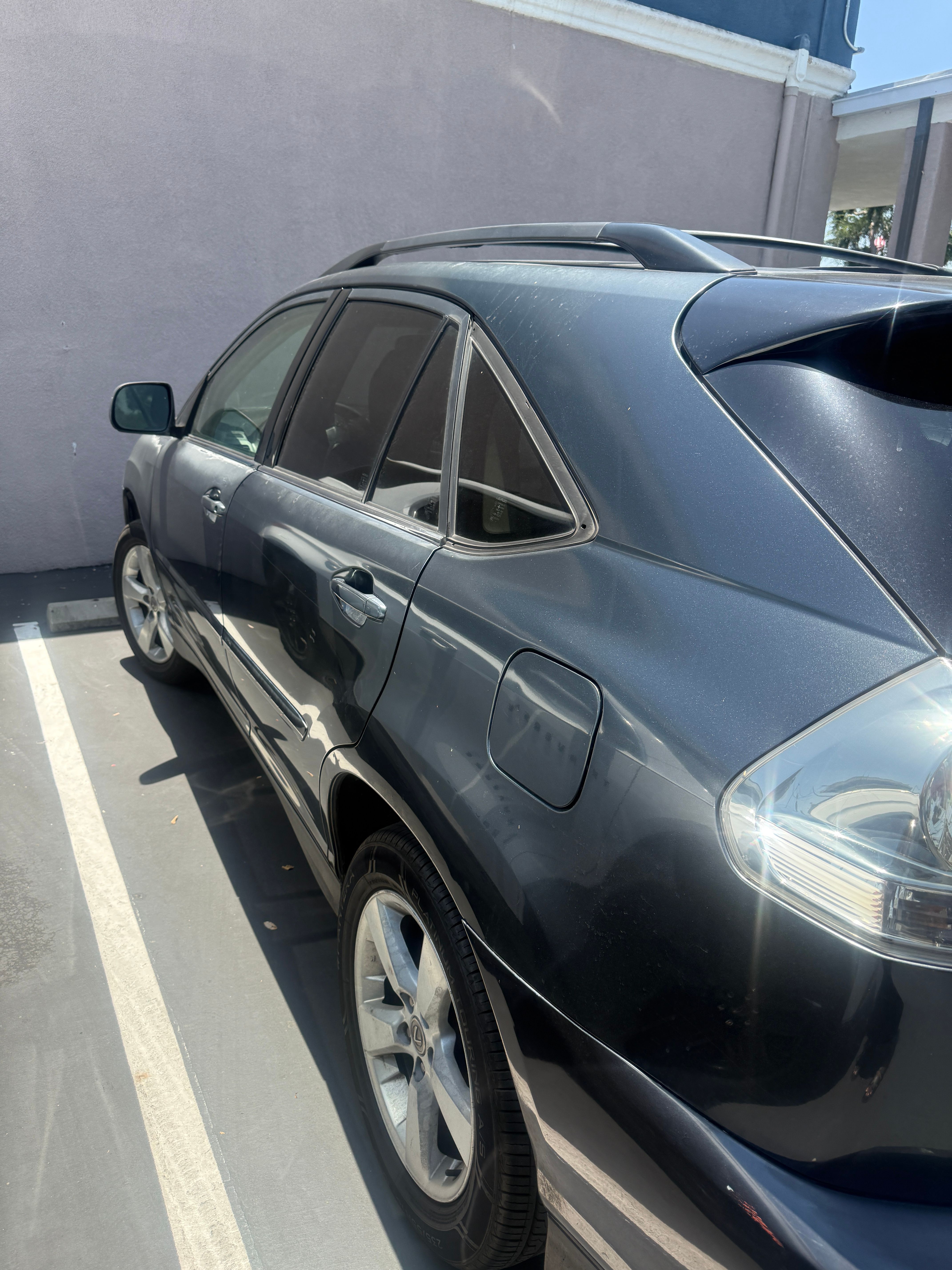 Used 2004 Lexus RX 330 FWD image 1