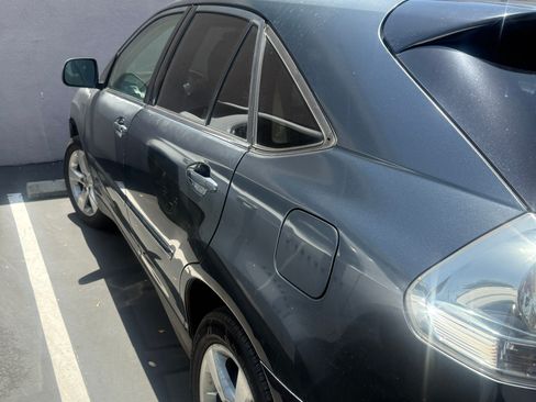 Used 2004 Lexus RX 330 FWD image 1