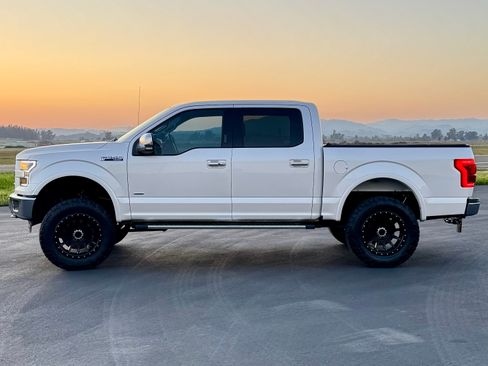 Used 2017 Ford F150 Lariat image 8