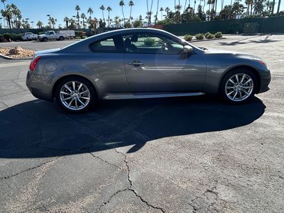 Used 2011 INFINITI G37 Journey w/ Premium Pkg