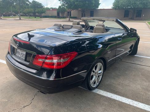 Used 2011 Mercedes-Benz E 350 Cabriolet image 6