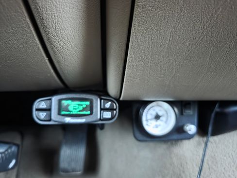 Used 2007 Ford F250 King Ranch image 13