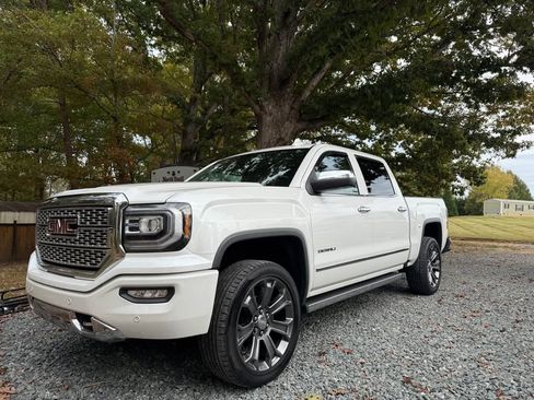 Used 2018 GMC Sierra 1500 Denali w/ Denali Ultimate Package image 1