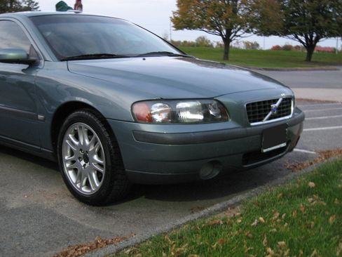 Used 2004 Volvo S60 2.4 FWD image 18