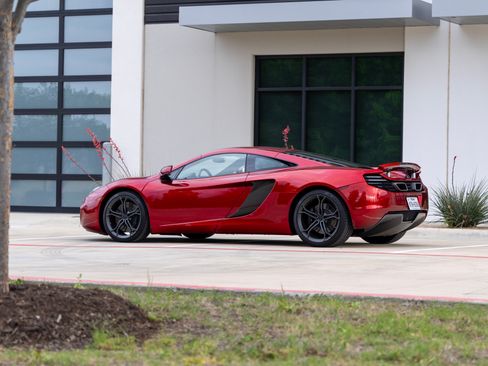 Used 2012 McLaren MP4-12C Coupe image 12