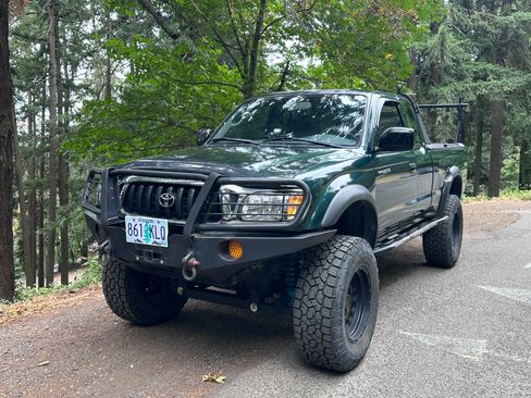 Used 2003 Toyota Tacoma 4x4 Xtracab V6 w/ Convenience Pkg image 1