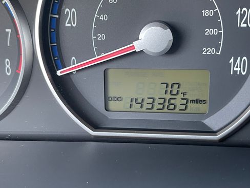 Used 2007 Hyundai Santa Fe GLS image 10