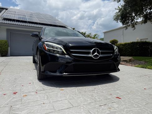 Used 2019 Mercedes-Benz C 300 Sedan image 4