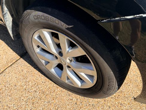 Used 2011 Nissan Murano SV image 11