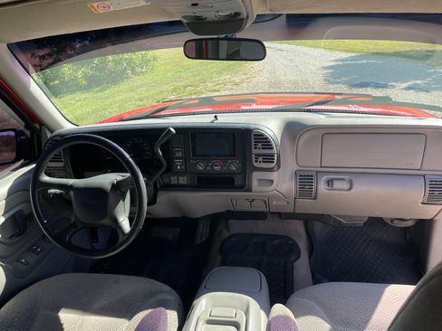 Used 1998 Chevrolet Silverado 1500 4x4 Extended Cab w/ Preferred Equipment Group 2 image 11