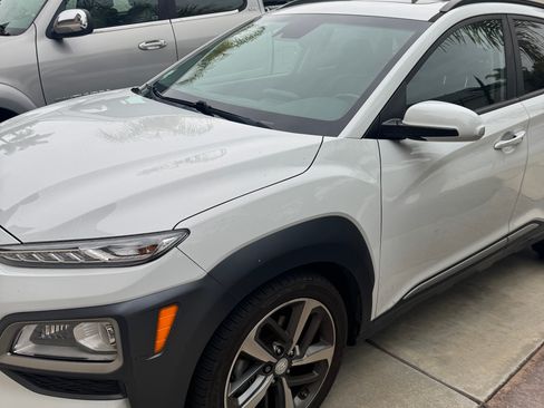 Used 2021 Hyundai Kona Limited w/ Cargo Package FWD image 1