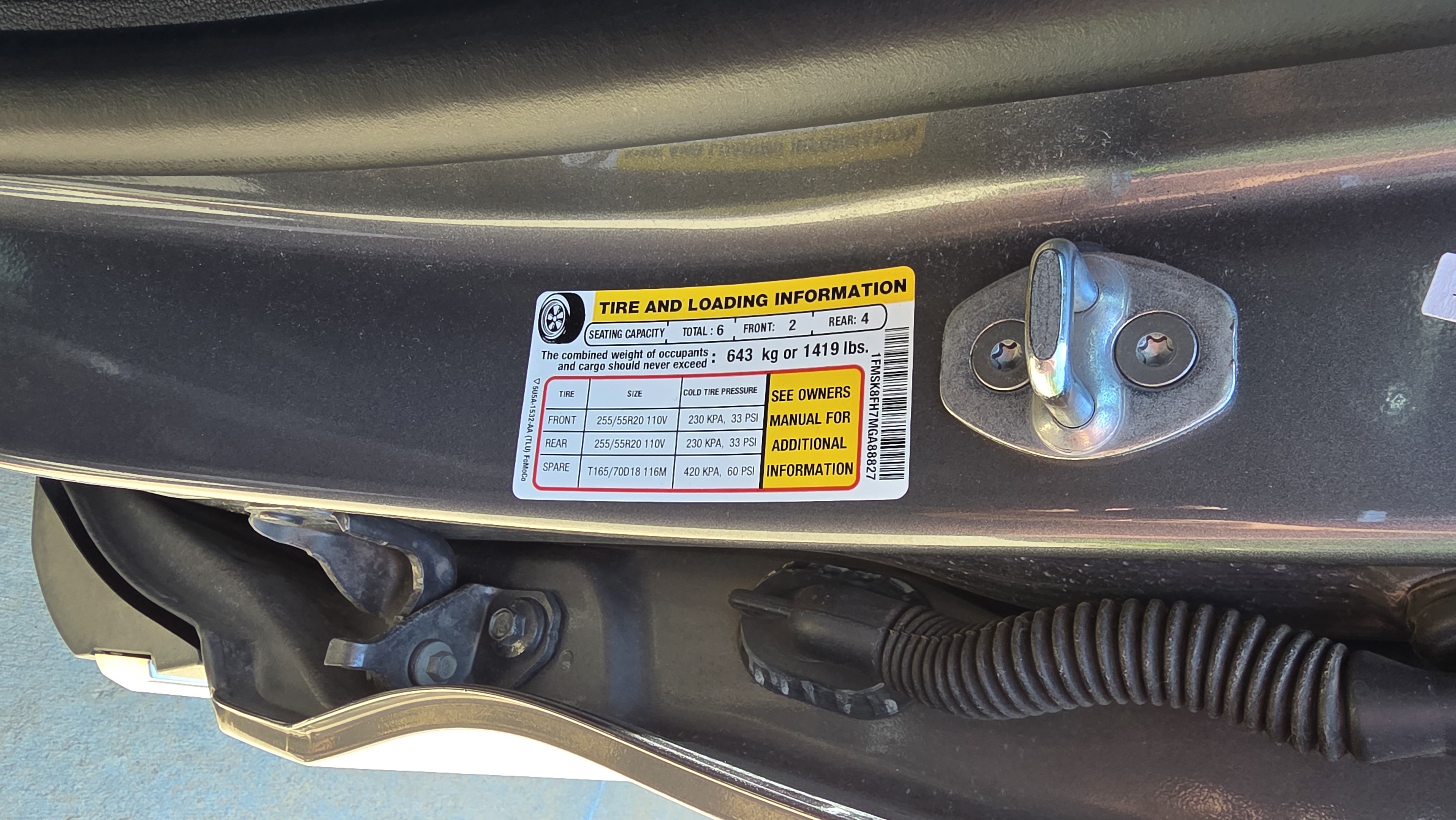 Used 2021 Ford Explorer Limited AWD/4WD image 14