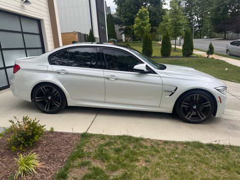 Used 2016 BMW M3 RWD image 6
