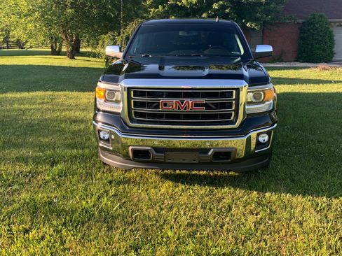 Used 2014 GMC Sierra 1500 SLT w/ SLT Crew Cab Value Package image 2