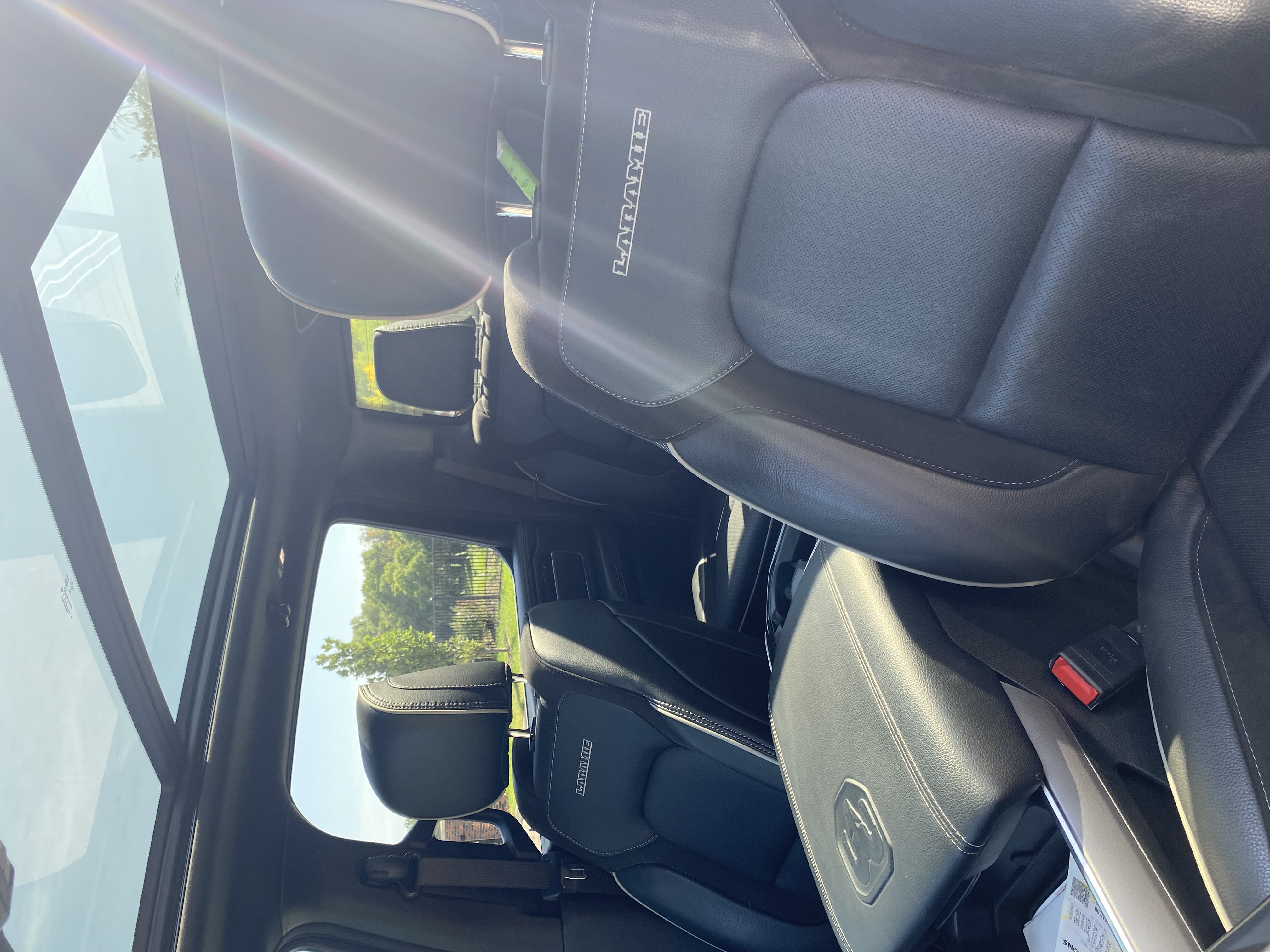 Used 2021 RAM 1500 Laramie AWD/4WD image 13