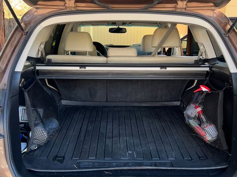 Used 2013 Subaru Outback 2.5i Limited w/ Moonroof Pkg image 4