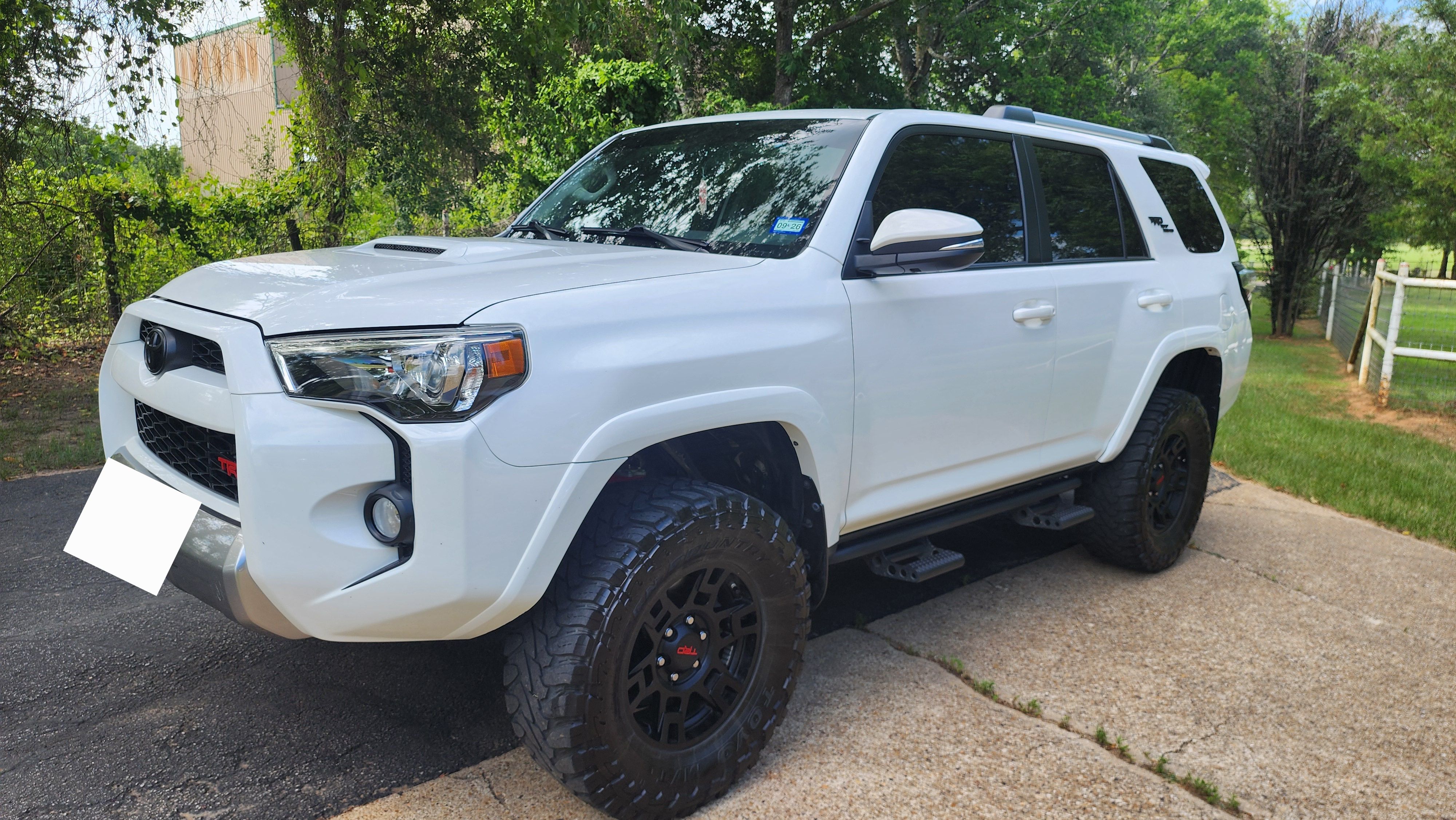 Used 2018 Toyota 4Runner TRD Off-Road Premium AWD/4WD image 1