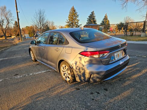 Used 2020 Toyota Corolla LE image 6