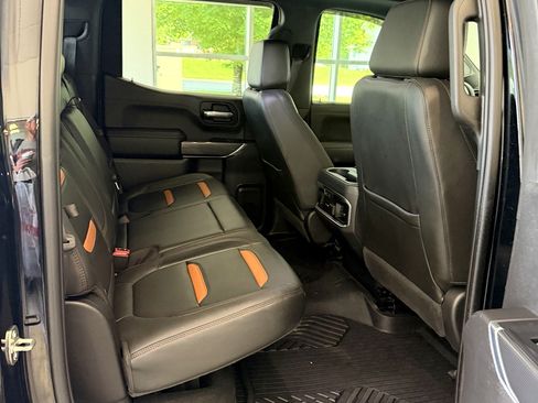 Used 2020 GMC Sierra 1500 AT4 w/ AT4 Premium Package AWD/4WD image 5