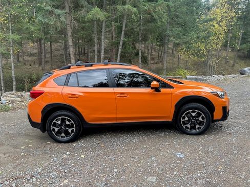 Used 2019 Subaru Crosstrek 2.0i Premium image 4