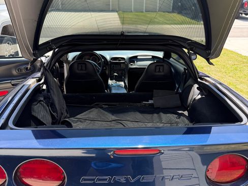 Used 2000 Chevrolet Corvette Coupe RWD image 22