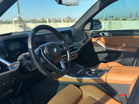 Used 2024 BMW X5 sDrive40i w/ Premium Package image 15