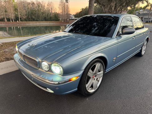 Used 2007 Jaguar XJ8 image 1