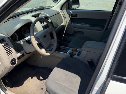 Used 2009 Ford Escape XLT FWD image 8