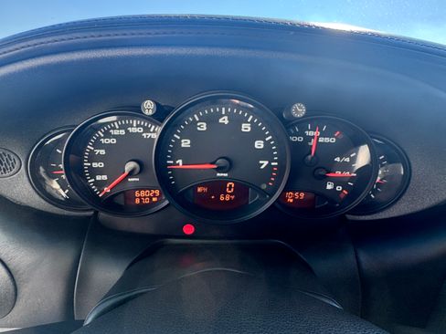 Used 1999 Porsche 911 Carrera image 11