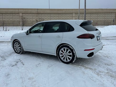 Used 2017 Porsche Cayenne GTS image 11