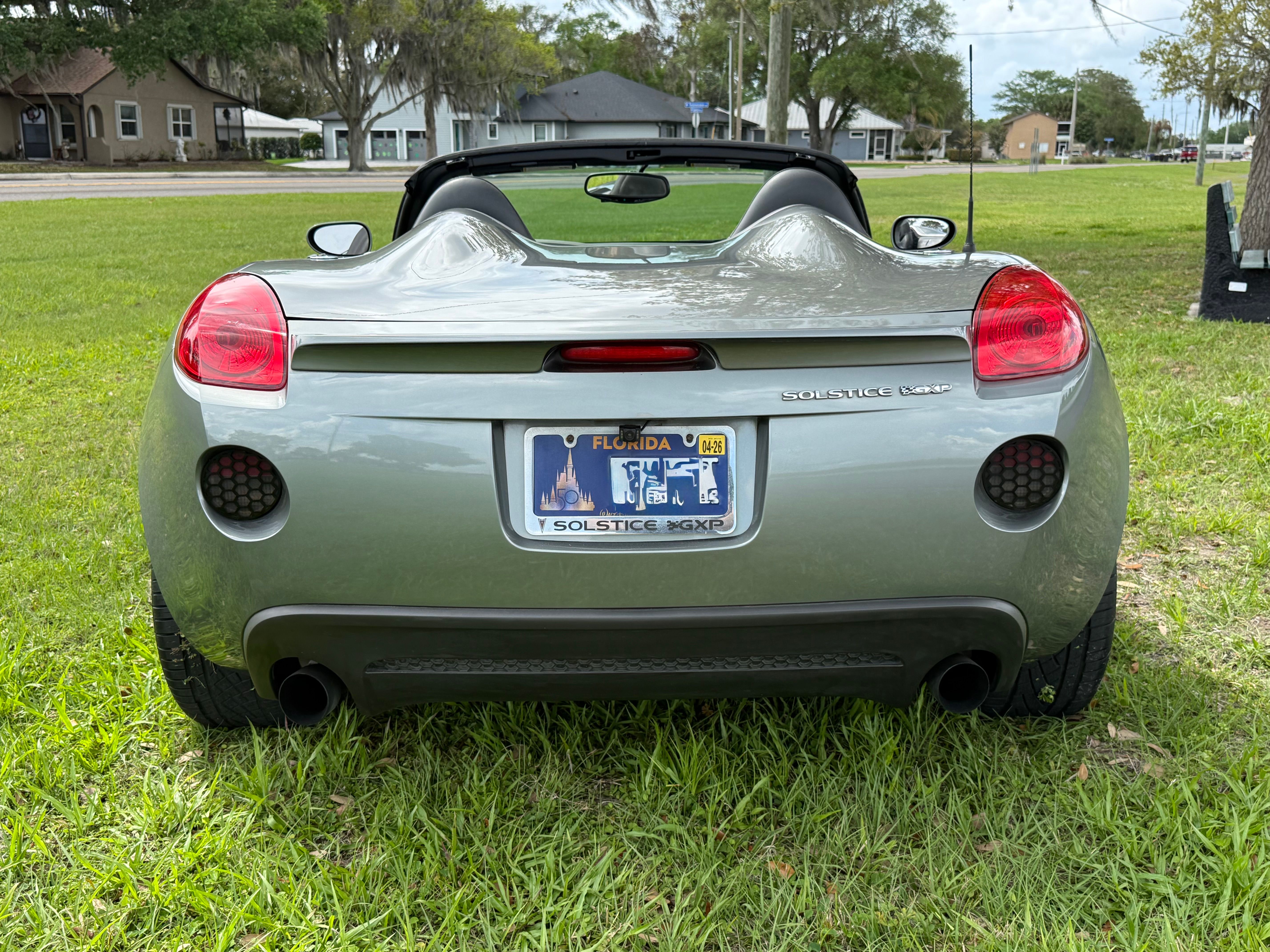 Used 2007 Pontiac Solstice GXP w/ Premium Package RWD image 19