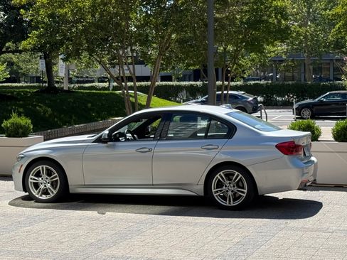 Used 2018 BMW 340i xDrive Sedan AWD/4WD image 1