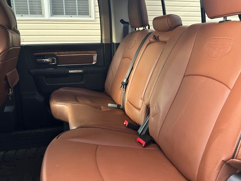 Used 2016 RAM 1500 Laramie Longhorn w/ Convenience Group AWD/4WD image 31