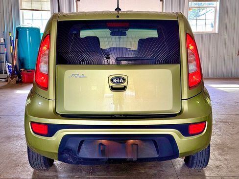 Used 2012 Kia Soul FWD image 14