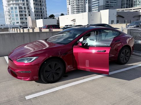 Used 2025 Tesla Model S Plaid AWD/4WD image 26