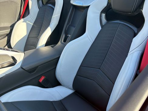 Used 2022 Chevrolet Corvette Stingray Preferred Conv w/ Battery Protection Package RWD image 13