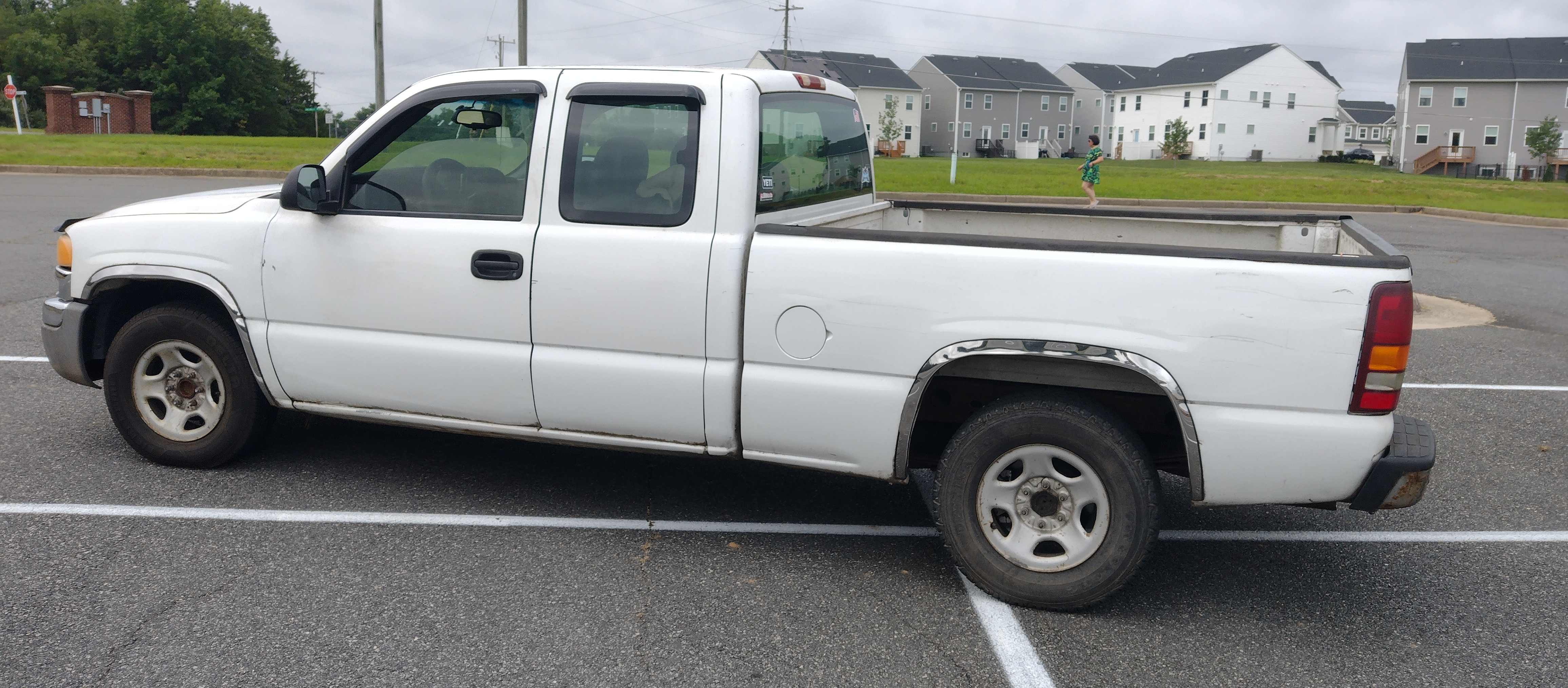 Used 2003 GMC Sierra 1500 W/T RWD image 1
