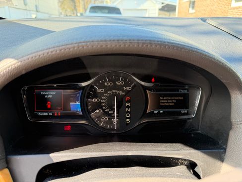 Used 2015 Lincoln MKX AWD w/ Equipment Group 102A image 15