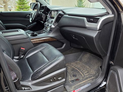 Used 2016 Chevrolet Suburban LT image 13