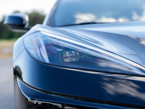 Used 2023 Chevrolet Corvette Stingray Preferred Cpe w/ Z51 Performance Package image 9