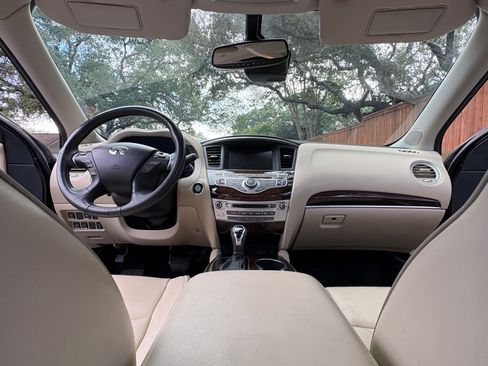 Used 2018 INFINITI QX60 3.5 Sport Utility 4D w/ Deluxe Technology Package image 25