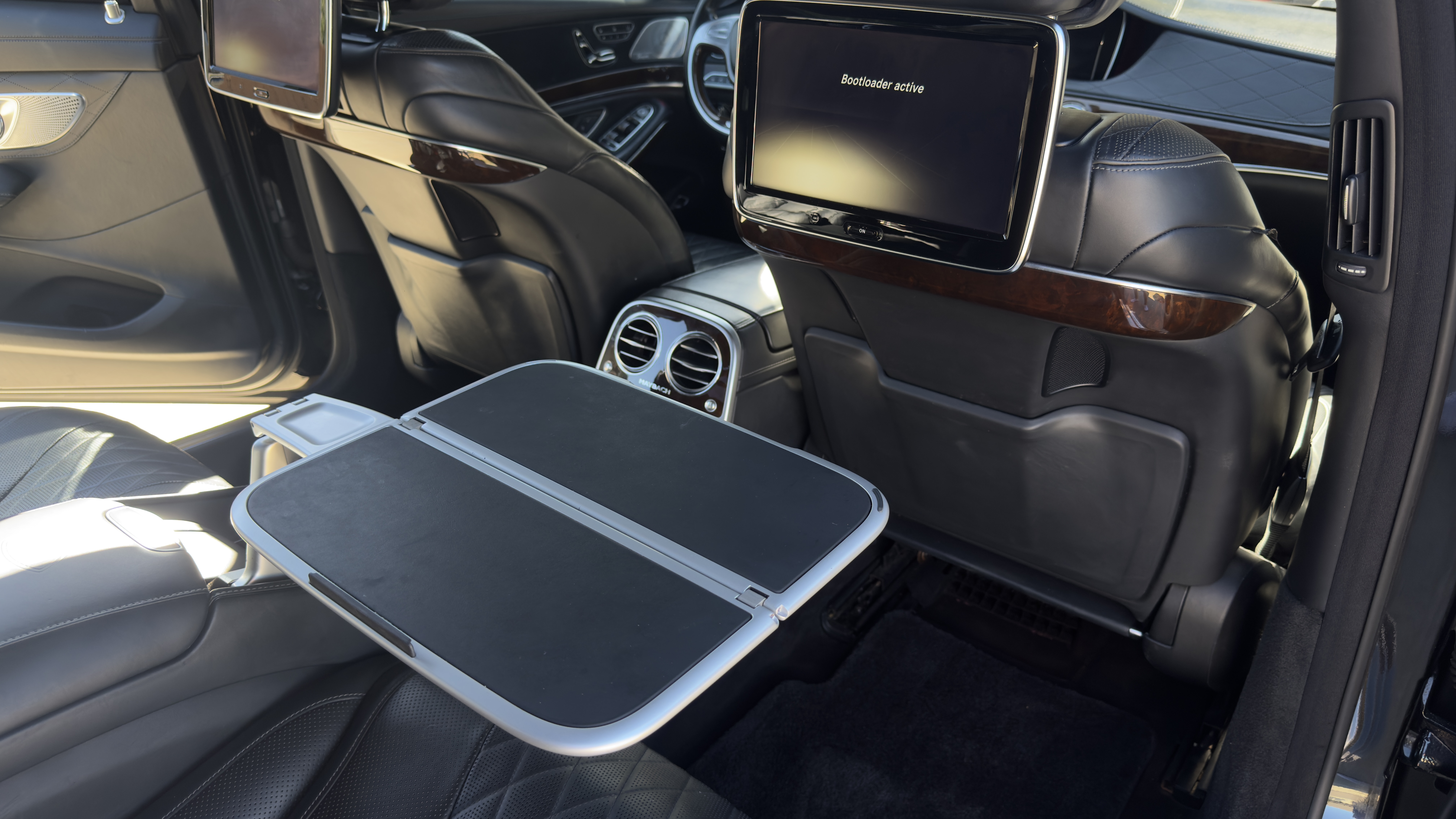 Used 2016 Mercedes-Benz Maybach S 600 image 18