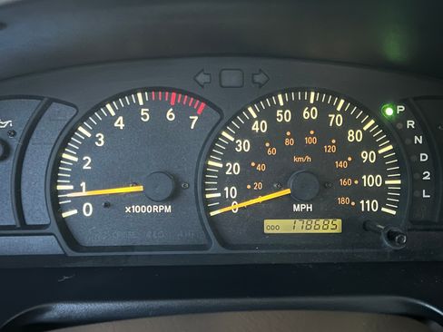 Used 2004 Toyota Tundra SR5 image 16